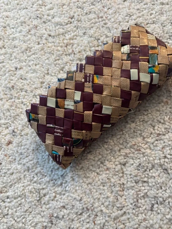 Upcycled Woven clutch with zipper NWOT - Picture 6 of 9